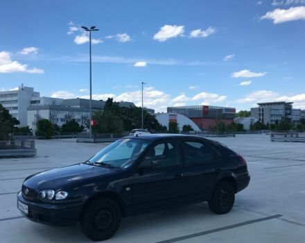 Синий Тойота Королла, объемом двигателя 1.4 л и пробегом 270 тыс. км за 3000 $, фото 1 на Automoto.ua