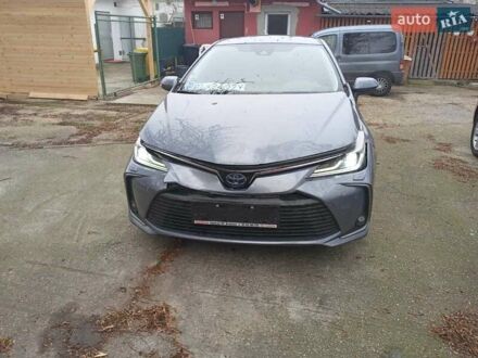 Тойота Королла 2020 в Ужгороде на Automoto.ua Синий Тойота Королла, объемом двигателя 1.8 л и пробегом 180 тыс. км за 11414 $, фото 1 на Automoto.ua