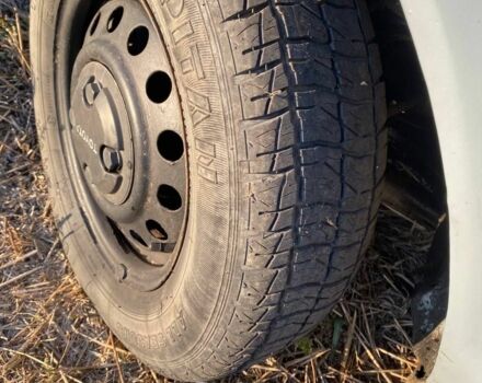 Зеленый Тойота Королла, объемом двигателя 1.3 л и пробегом 319 тыс. км за 800 $, фото 1 на Automoto.ua