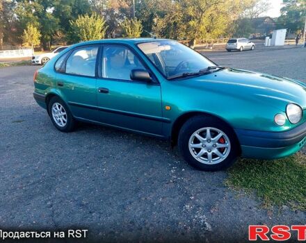 Зеленый Тойота Королла, объемом двигателя 1.6 л и пробегом 370 тыс. км за 3500 $, фото 3 на Automoto.ua