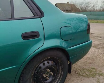 Зеленый Тойота Королла, объемом двигателя 1.6 л и пробегом 475 тыс. км за 2600 $, фото 3 на Automoto.ua