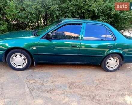 Зеленый Тойота Королла, объемом двигателя 1.4 л и пробегом 400 тыс. км за 4800 $, фото 4 на Automoto.ua