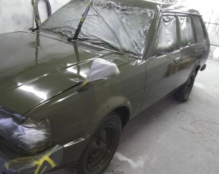 Зелений Тойота Королла, об'ємом двигуна 0 л та пробігом 30 тис. км за 1443 $, фото 4 на Automoto.ua