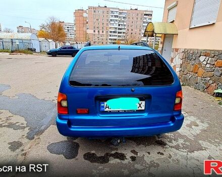 Зеленый Тойота Королла, объемом двигателя 1.3 л и пробегом 300 тыс. км за 3000 $, фото 9 на Automoto.ua