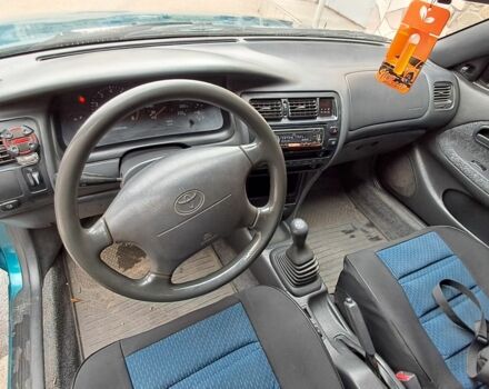 Зеленый Тойота Королла, объемом двигателя 1.3 л и пробегом 300 тыс. км за 3200 $, фото 4 на Automoto.ua