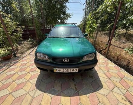 Зелений Тойота Королла, об'ємом двигуна 1.6 л та пробігом 360 тис. км за 2950 $, фото 2 на Automoto.ua