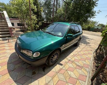 Зелений Тойота Королла, об'ємом двигуна 1.6 л та пробігом 360 тис. км за 2950 $, фото 3 на Automoto.ua