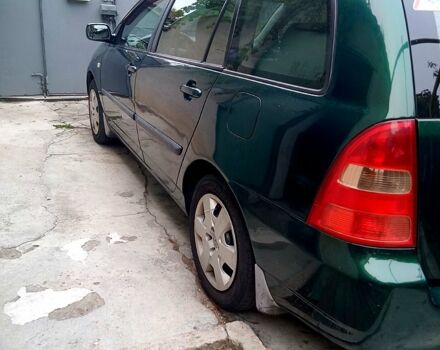 Зеленый Тойота Королла, объемом двигателя 1.4 л и пробегом 205 тыс. км за 6000 $, фото 1 на Automoto.ua