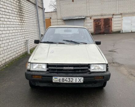Зеленый Тойота Королла, объемом двигателя 1.3 л и пробегом 240 тыс. км за 850 $, фото 1 на Automoto.ua