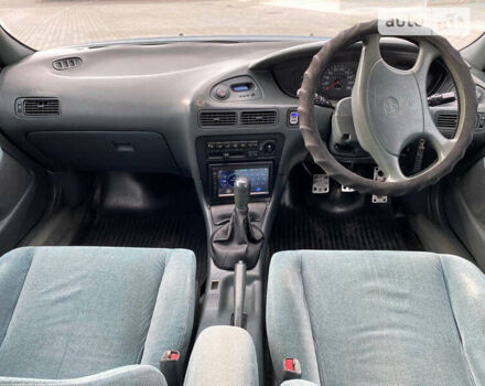 Зеленый Тойота Королла, объемом двигателя 1.6 л и пробегом 351 тыс. км за 1800 $, фото 1 на Automoto.ua