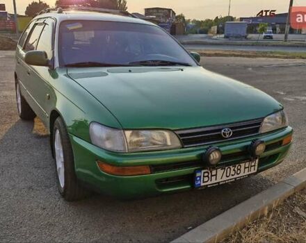 Зелений Тойота Королла, об'ємом двигуна 1.98 л та пробігом 461 тис. км за 5000 $, фото 1 на Automoto.ua