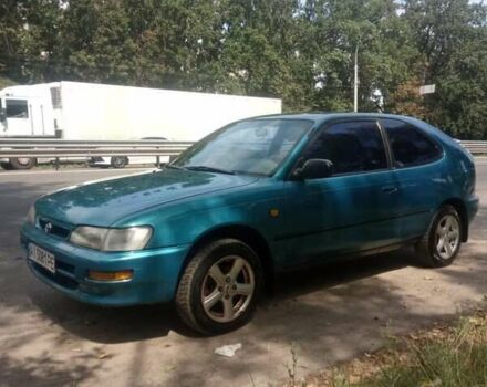 Зеленый Тойота Королла, объемом двигателя 1.3 л и пробегом 400 тыс. км за 2500 $, фото 1 на Automoto.ua