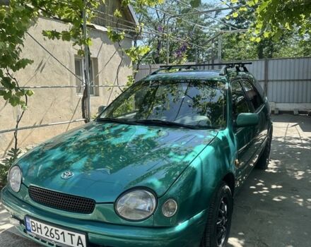 Зелений Тойота Королла, об'ємом двигуна 1.3 л та пробігом 100 тис. км за 3300 $, фото 1 на Automoto.ua
