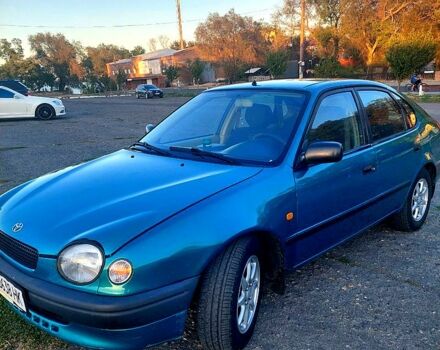 Зеленый Тойота Королла, объемом двигателя 1.6 л и пробегом 370 тыс. км за 3500 $, фото 1 на Automoto.ua