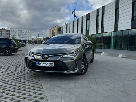 Тойота Королла 2021 в Хмельницком на Automoto.ua Зеленый Тойота Королла, объемом двигателя 1.6 л и пробегом 88 тыс. км за 22000 $, фото 1 на Automoto.ua