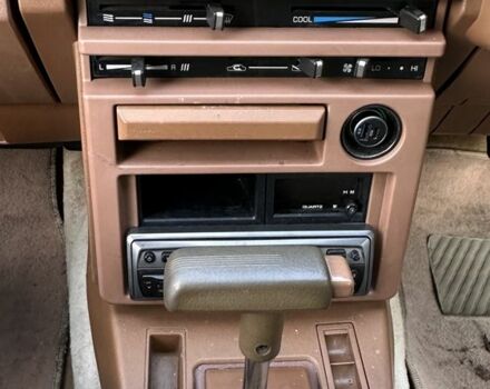 Белый Тойота Корона, объемом двигателя 1.8 л и пробегом 177 тыс. км за 3000 $, фото 13 на Automoto.ua