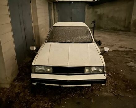 Белый Тойота Корона, объемом двигателя 1.8 л и пробегом 177 тыс. км за 3000 $, фото 4 на Automoto.ua