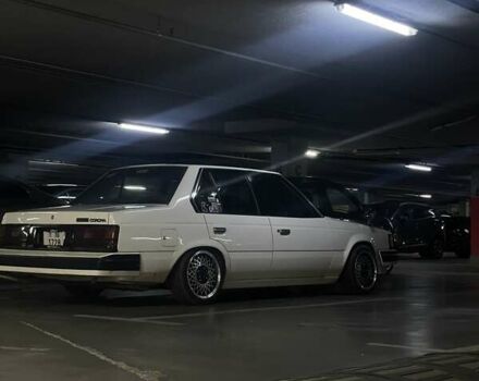 Белый Тойота Корона, объемом двигателя 1.8 л и пробегом 200 тыс. км за 2300 $, фото 1 на Automoto.ua