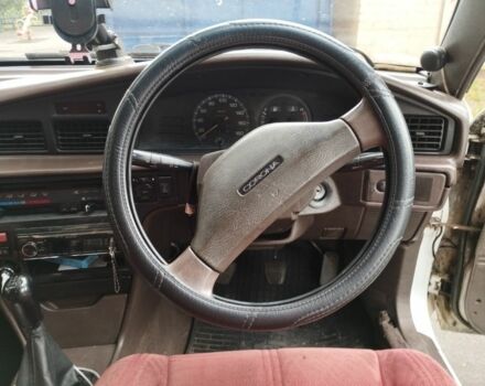 Белый Тойота Корона, объемом двигателя 1.5 л и пробегом 240 тыс. км за 1100 $, фото 15 на Automoto.ua