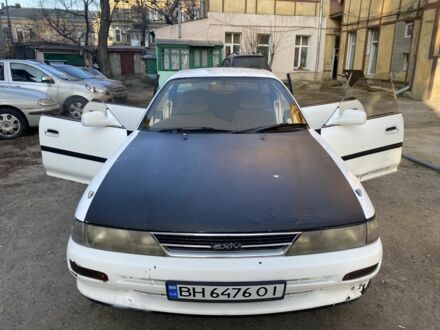 Белый Тойота Корона, объемом двигателя 1.8 л и пробегом 351 тыс. км за 1300 $, фото 1 на Automoto.ua