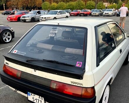 Белый Тойота Корса, объемом двигателя 1.3 л и пробегом 258 тыс. км за 2000 $, фото 3 на Automoto.ua