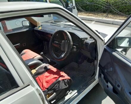 Белый Тойота Корса, объемом двигателя 1.3 л и пробегом 170 тыс. км за 400 $, фото 5 на Automoto.ua