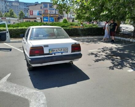 Белый Тойота Корса, объемом двигателя 1.3 л и пробегом 170 тыс. км за 400 $, фото 3 на Automoto.ua