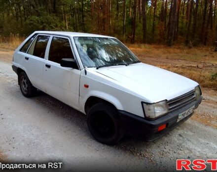 Тойота Корса, объемом двигателя 1.3 л и пробегом 0 тыс. км за 800 $, фото 1 на Automoto.ua