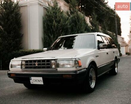 Бежевый Тойота Краун, объемом двигателя 1.99 л и пробегом 270 тыс. км за 10000 $, фото 12 на Automoto.ua