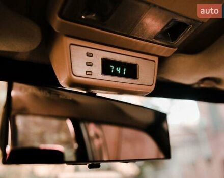 Бежевый Тойота Краун, объемом двигателя 1.99 л и пробегом 270 тыс. км за 10000 $, фото 19 на Automoto.ua