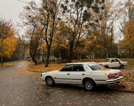 Тойота Краун, об'ємом двигуна 2.76 л та пробігом 100 тис. км за 4000 $, фото 1 на Automoto.ua