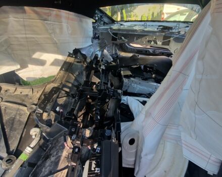 Сірий Тойота Краун, об'ємом двигуна 2.5 л та пробігом 4 тис. км за 12000 $, фото 6 на Automoto.ua