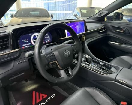 Серый Тойота Краун, объемом двигателя 0 л и пробегом 23 тыс. км за 45900 $, фото 18 на Automoto.ua