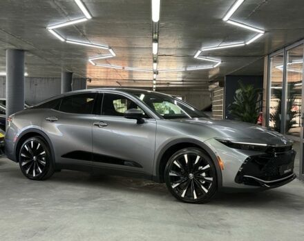 Серый Тойота Краун, объемом двигателя 0 л и пробегом 23 тыс. км за 45900 $, фото 2 на Automoto.ua