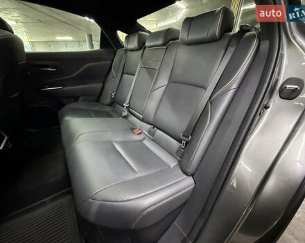Серый Тойота Краун, объемом двигателя 2.39 л и пробегом 23 тыс. км за 47900 $, фото 21 на Automoto.ua