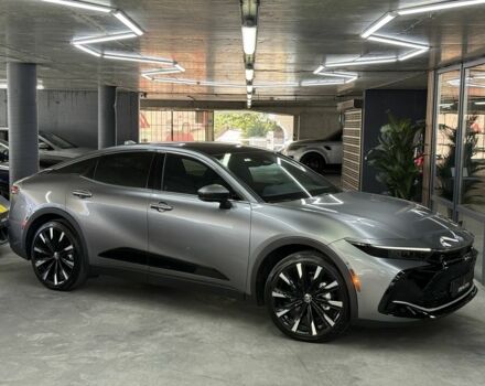 Серый Тойота Краун, объемом двигателя 0 л и пробегом 23 тыс. км за 45900 $, фото 1 на Automoto.ua