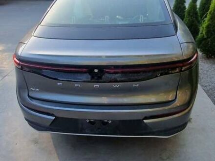 Серый Тойота Краун, объемом двигателя 2.5 л и пробегом 4 тыс. км за 12000 $, фото 1 на Automoto.ua