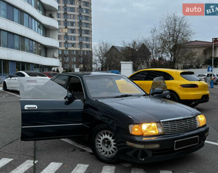 Зеленый Тойота Краун, объемом двигателя 2.5 л и пробегом 470 тыс. км за 3000 $, фото 1 на Automoto.ua