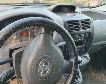 Белый Тойота Другая, объемом двигателя 2 л и пробегом 250 тыс. км за 9500 $, фото 2 на Automoto.ua