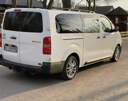 Белый Тойота Другая, объемом двигателя 2 л и пробегом 180 тыс. км за 21000 $, фото 2 на Automoto.ua