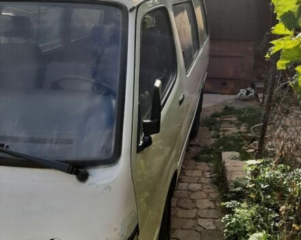 Белый Тойота Другая, объемом двигателя 0 л и пробегом 425 тыс. км за 2300 $, фото 3 на Automoto.ua