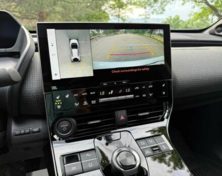 Белый Тойота Другая, объемом двигателя 0 л и пробегом 13 тыс. км за 11100 $, фото 8 на Automoto.ua