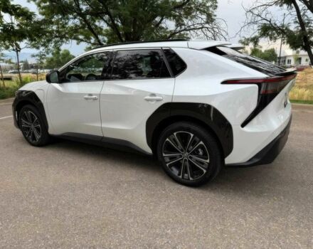 Белый Тойота Другая, объемом двигателя 0 л и пробегом 13 тыс. км за 11100 $, фото 5 на Automoto.ua