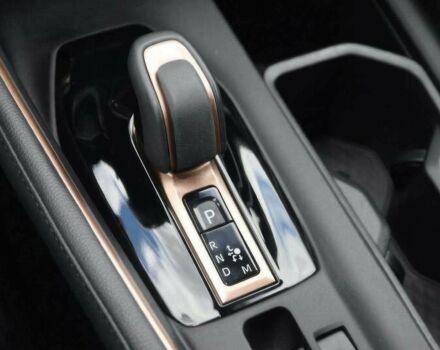 Белый Тойота Другая, объемом двигателя 2.4 л и пробегом 15 тыс. км за 9000 $, фото 8 на Automoto.ua