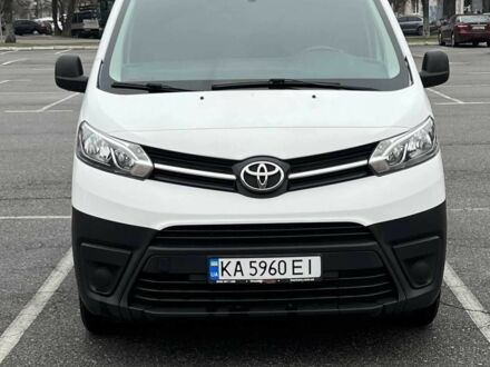 Білий Тойота Інша, об'ємом двигуна 1.6 л та пробігом 186 тис. км за 14000 $, фото 1 на Automoto.ua