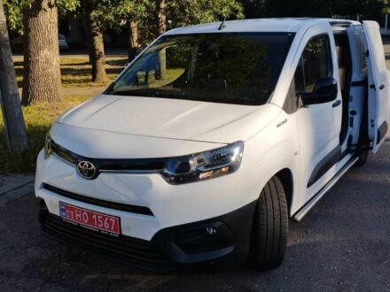 Белый Тойота Другая, объемом двигателя 0 л и пробегом 129 тыс. км за 16999 $, фото 1 на Automoto.ua