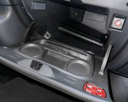 Черный Тойота Другая, объемом двигателя 2 л и пробегом 499 тыс. км за 11800 $, фото 9 на Automoto.ua