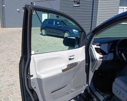 Чорний Тойота Інша, об'ємом двигуна 3.5 л та пробігом 85 тис. км за 29999 $, фото 10 на Automoto.ua