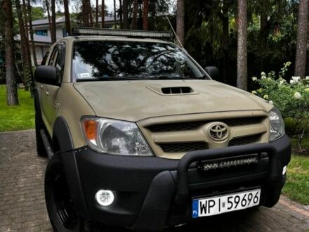 Черный Тойота Другая, объемом двигателя 2.5 л и пробегом 246 тыс. км за 3200 $, фото 1 на Automoto.ua