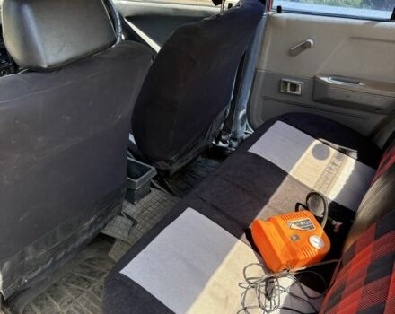 Красный Тойота Другая, объемом двигателя 0 л и пробегом 222 тыс. км за 571 $, фото 7 на Automoto.ua